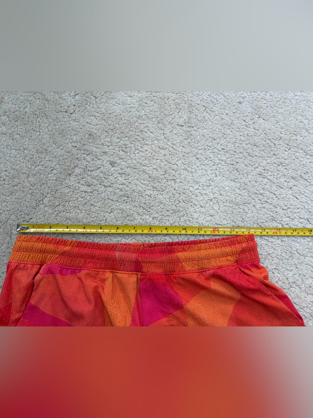 Lululemon Men’s Size Medium Pace Breaker Shorts Linerless 7” in Mesh Mash Orange - Picture 11 of 12